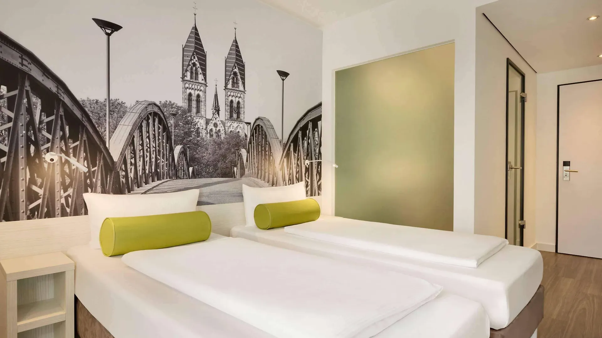 4 Günstige Hotels nahe dem Freiburger Münster mit gutem Preis-Leistungs-Verhältnis