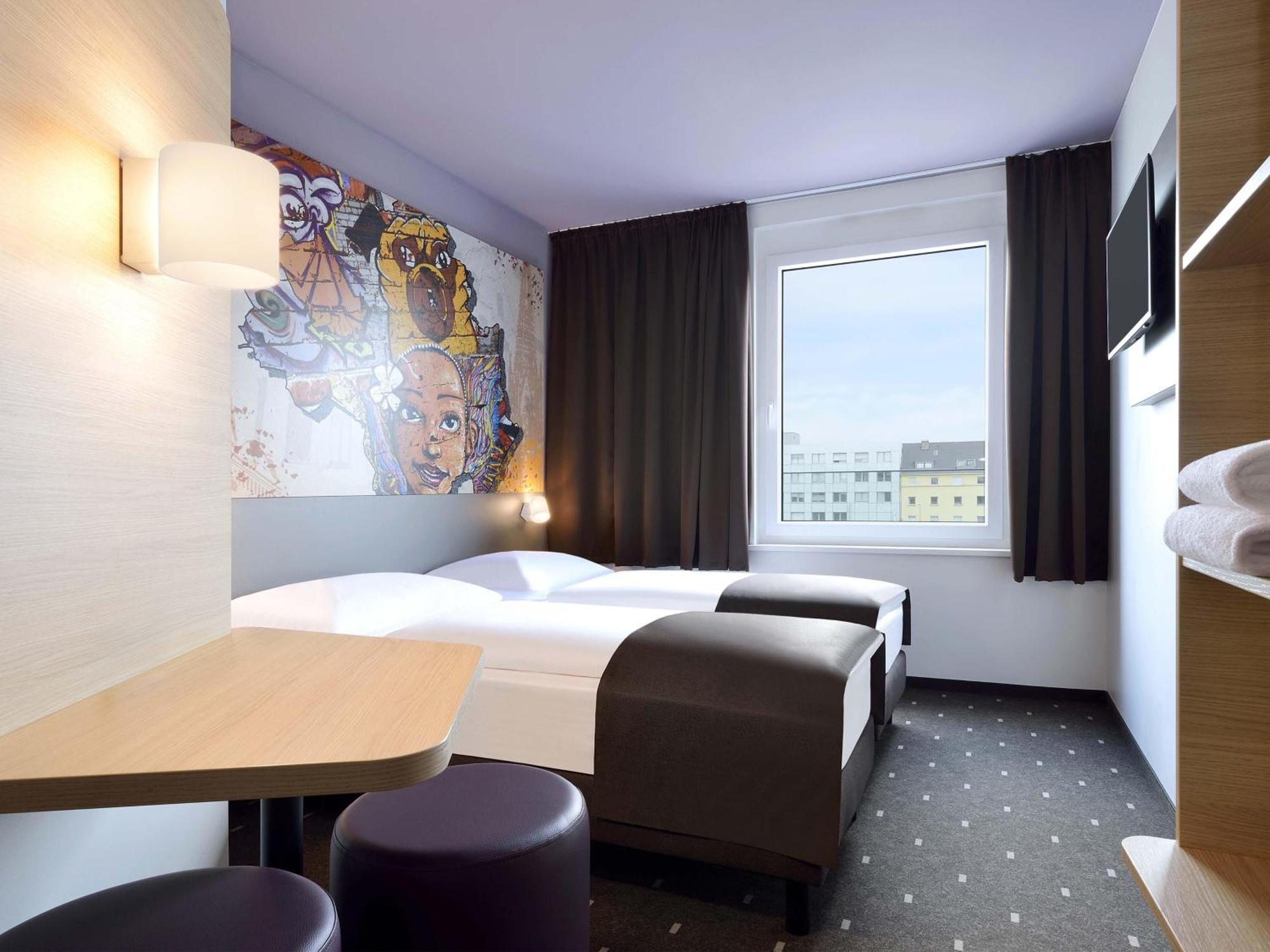 6 Budget-Hotels nahe der Hohenzollernbrücke in Köln